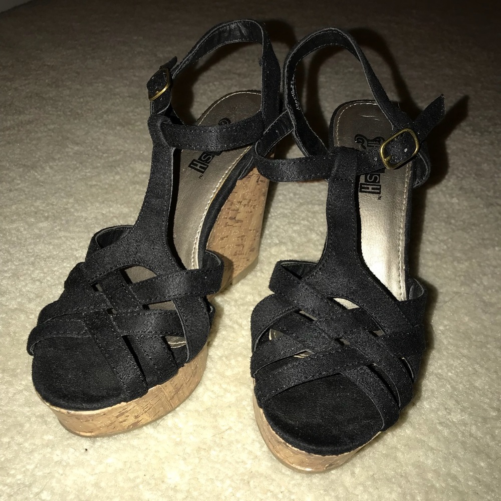 Black Wedges size 5. From Payless